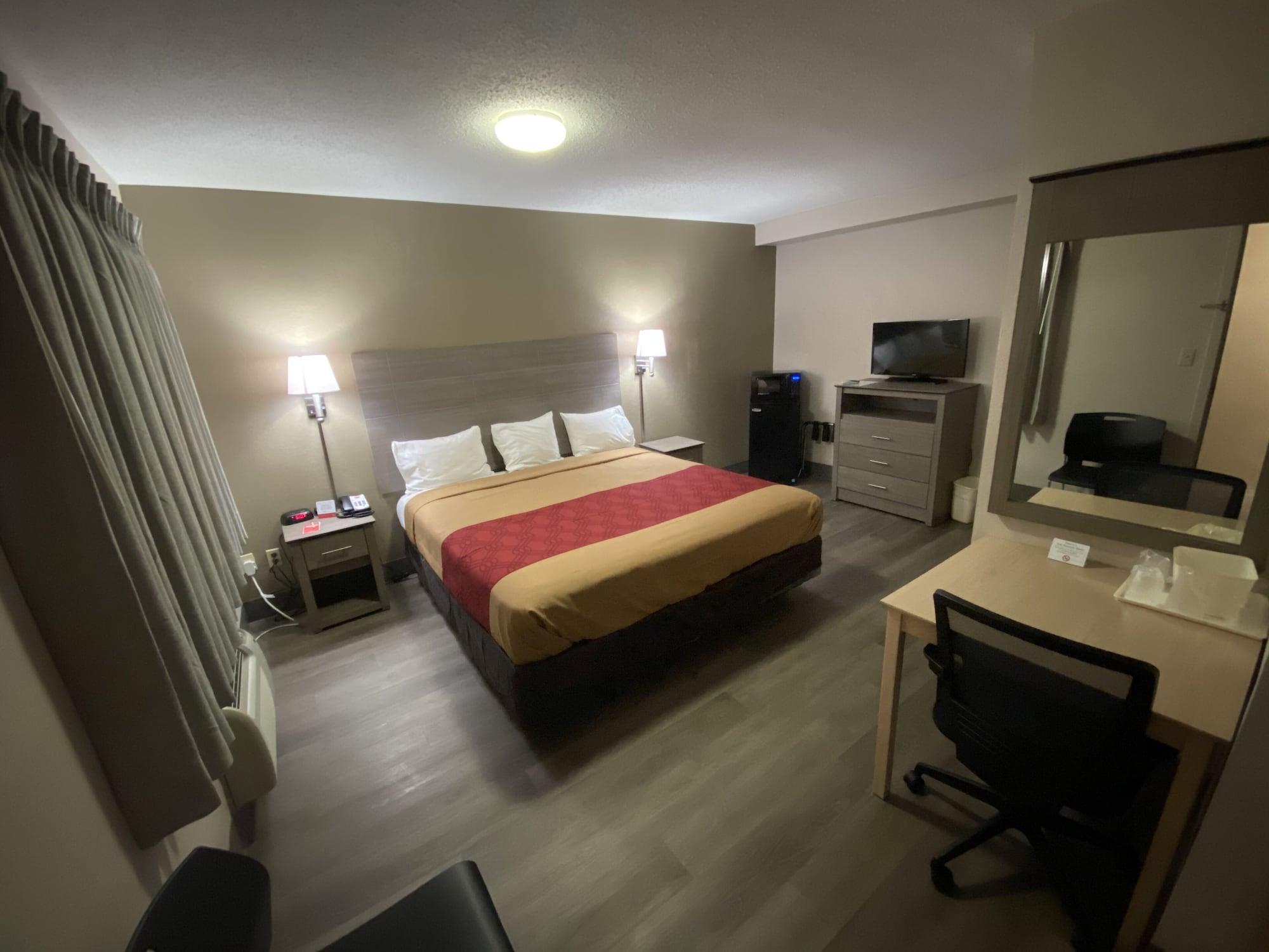 Econo Lodge Dewitt I-90 Экстерьер фото